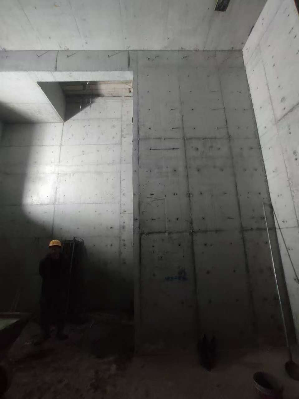 杭州墙上开槽钢筋断了有影响吗